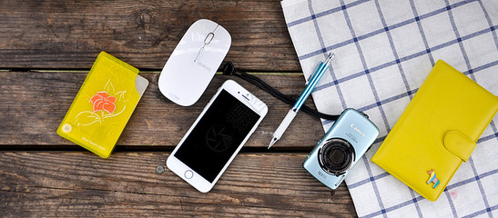 擺拍數(shù)碼產(chǎn)品圖片 電子產(chǎn)品的研發(fā)與銷售的藝術(shù)